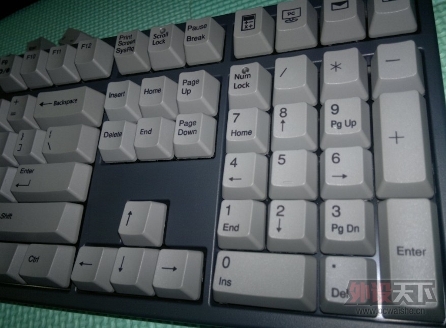 ����DUCK 9008����PBT ȫ�Һ���108������ñһ�ס�9.999��