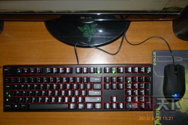 ����Ƕ� ����ɫ�İ��Ӻ�ɧ����