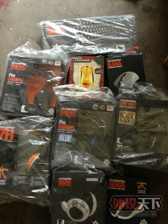 `P67%7U_5FI~}27F8AXFLY6.jpg