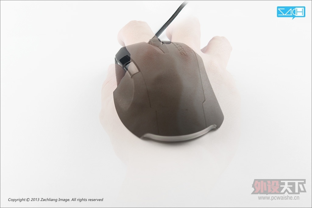 Roccat Savu��̸