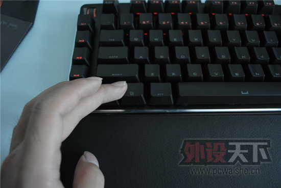 ��ʱ�������ˣ��Ծɻ��µĵ�ĦBLADE���ڵ��ˣ��ȿ���ɹͼ��