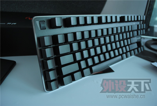 ��ʱ�������ˣ��Ծɻ��µĵ�ĦBLADE���ڵ��ˣ��ȿ���ɹͼ��