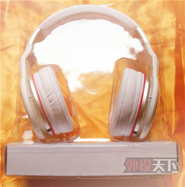 [20P] ��С�����ա� i-rocks IH3-WE���� �׷�