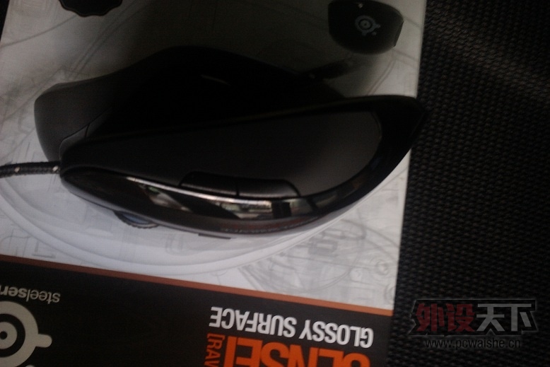 �����ݡ�����SteelSeries��� Sensei RAW ����� 9.5�� 260����