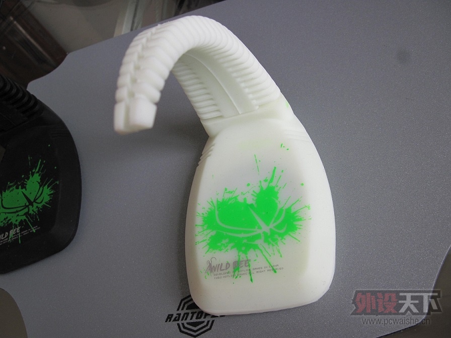 �����ա����߾��� Ұ��Wild Bee ����߼� ��ɫҹ��