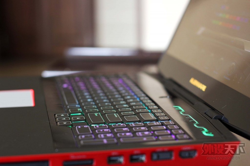 [35P] Alienware m18x r2��