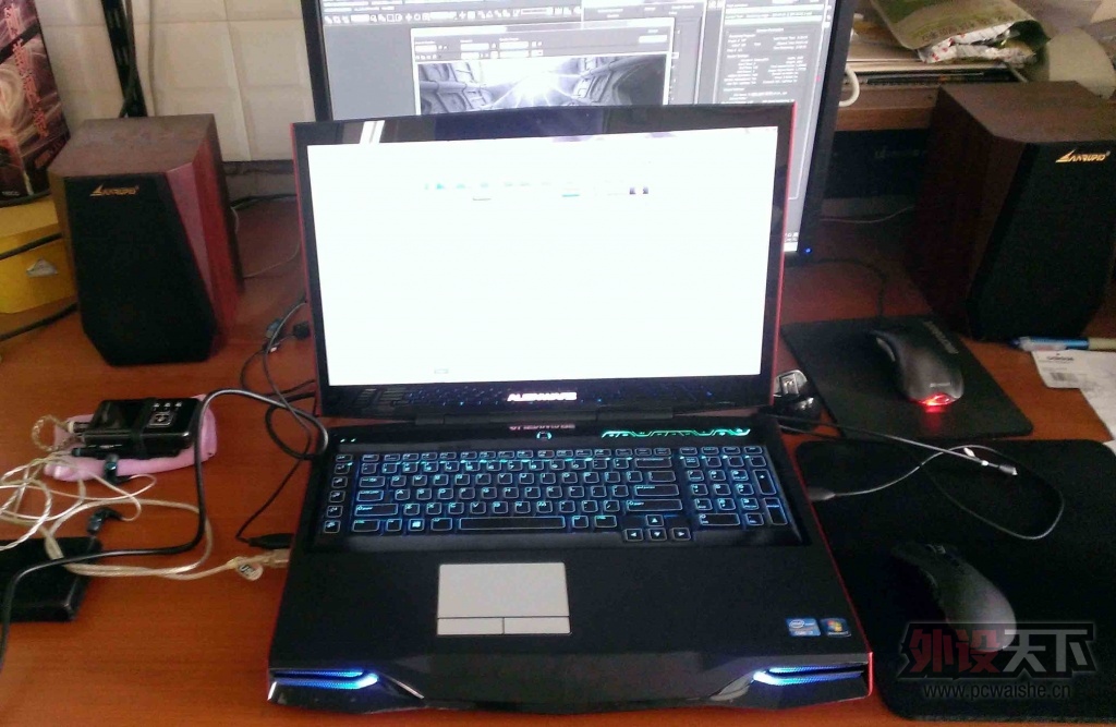 [35P] Alienware m18x r2��