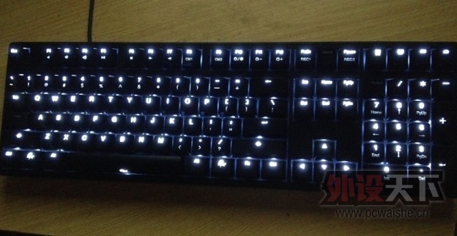 Ducky 9008 S2 �׹����