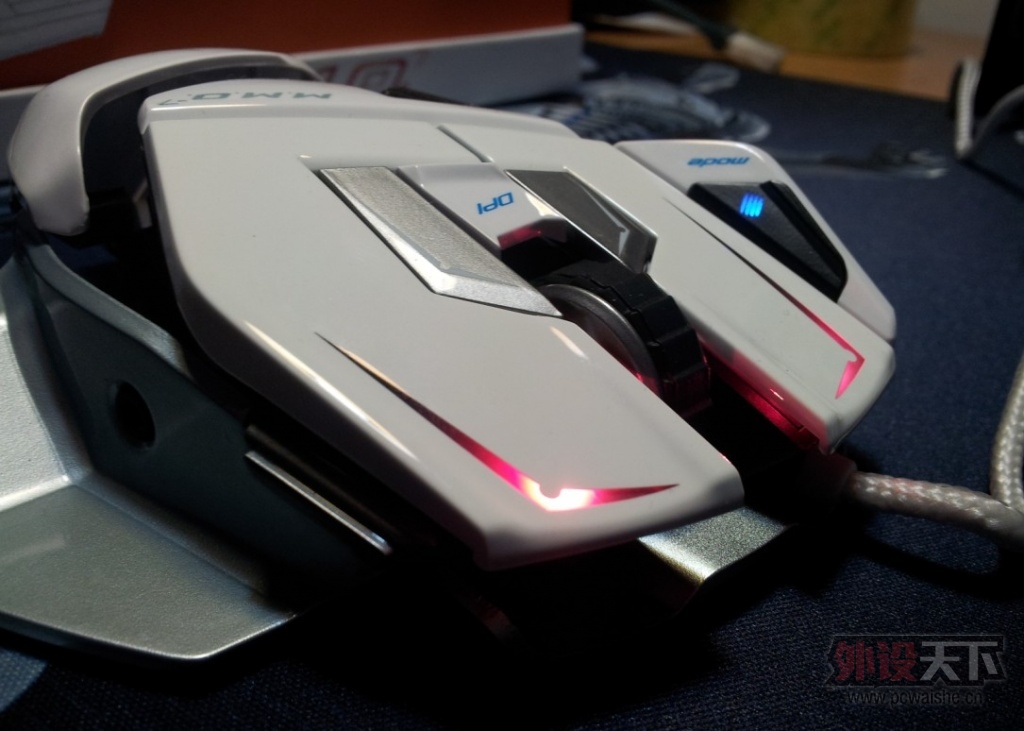 �����ۡ����ѿ�MMO7ѩħ ���� �޵м׳�һ�飬�����кõĵ�һ�˳����������Ҳ���Ƽ�.