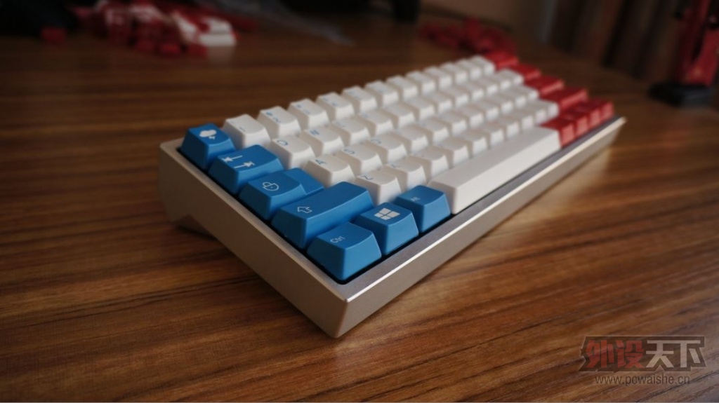 ��ͷ������Ʒ�������+��ɫ��װͼ��