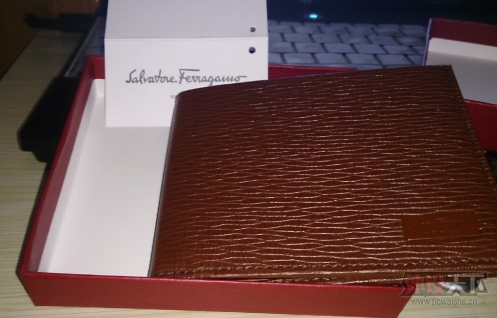 ��������salvatore ferragamo