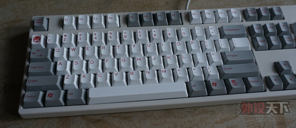 ��һ�׺�ɫ�����ñ������