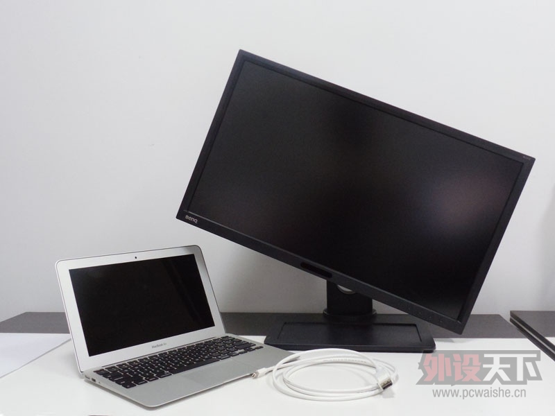 BL2410PTMacBook AirM-bookģʽ̨ͬʾɫ