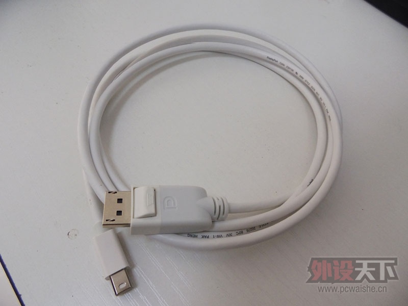 BL2410PTMacBook AirM-bookģʽ̨ͬʾɫ