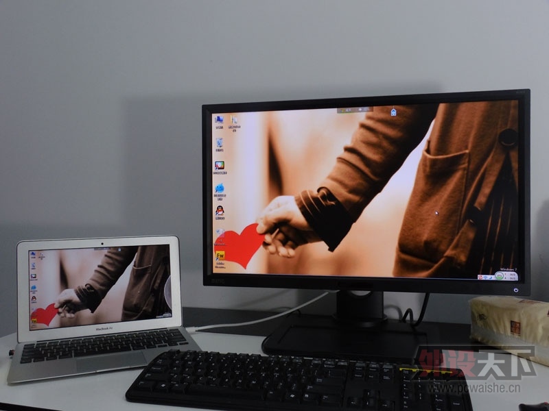 BL2410PTMacBook AirM-bookģʽ̨ͬʾɫ