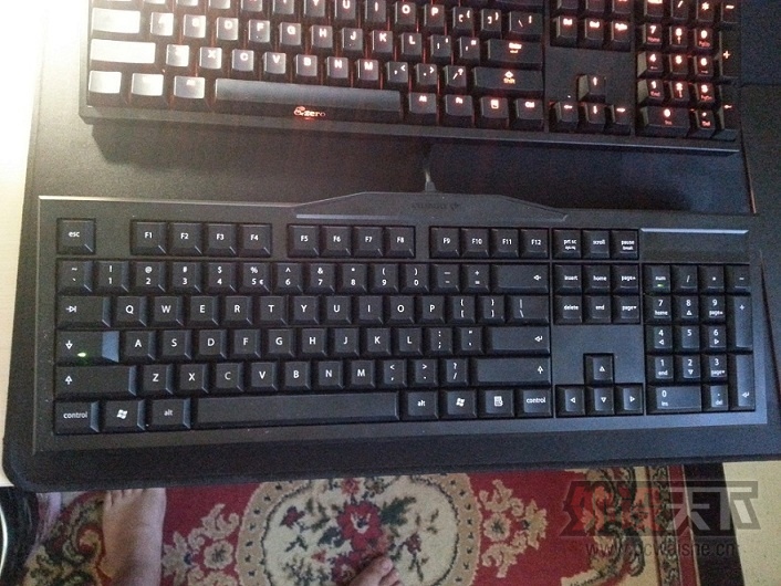 [����/���]���人��cherry 3800��  �޼�G400S hec ���ᱳ�� ��