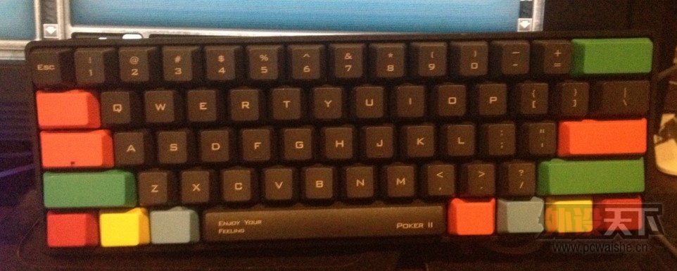 �س�poker2 ȫ�׼�ñ �� RGB ������һ��ů��pbt��ñ