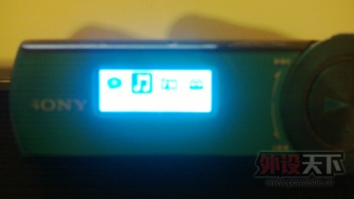���������������ѳ�������һ�����ã�9���»ò�Ӽ+7��������B172F,MP3