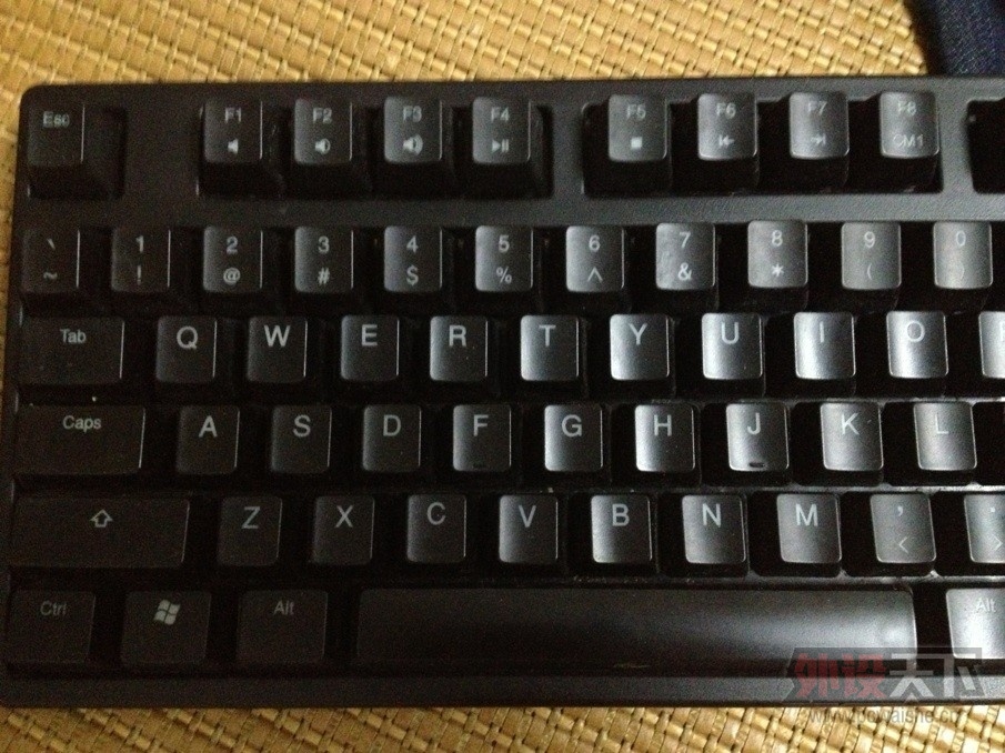 ��DUCKY9008S2 �̹����������UE900��IPC