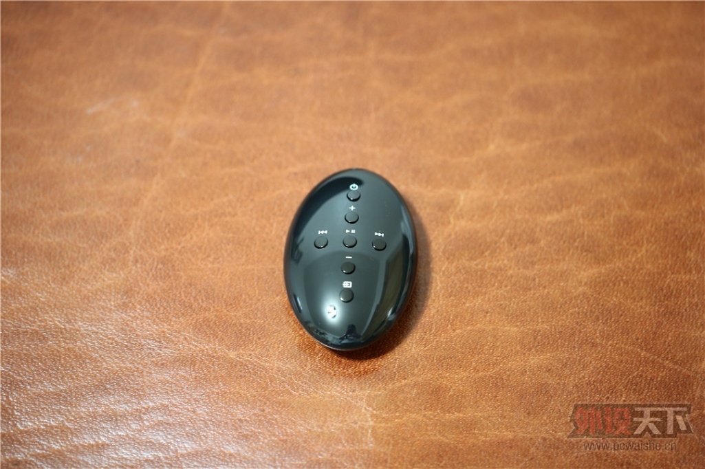 [18P] ������ĵ�׺������Zeppelin Air with lighting connector