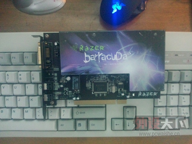 �������� Razer Barracuda AC-1