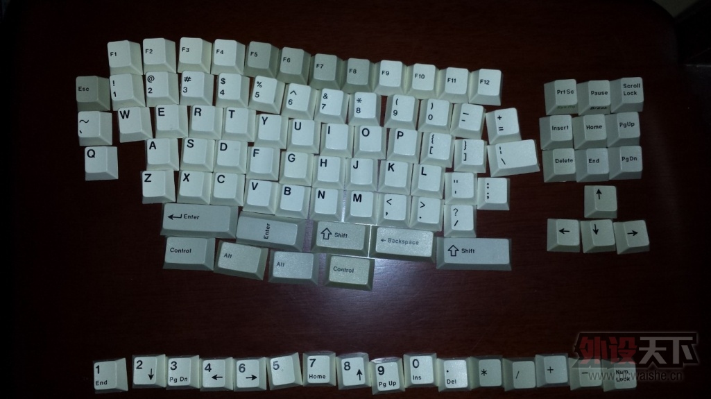 [����]��������һ�׶�ɫ��ñ��185Ԫ���ʡ�