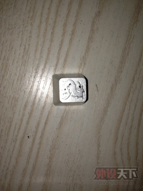 MKC����������ñһֻ