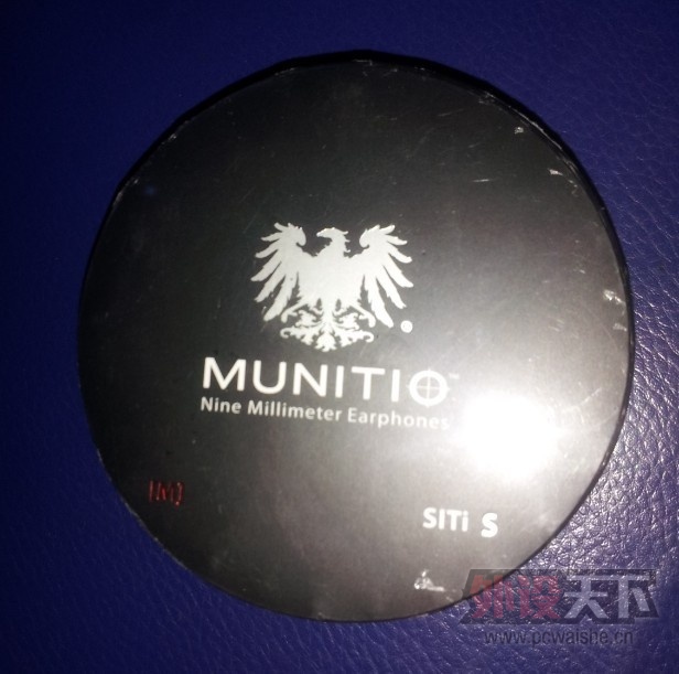 ��������������AKG Q350��Munitio SITi-S 9mm�ѺϽ������ȫ��δ������ת����
