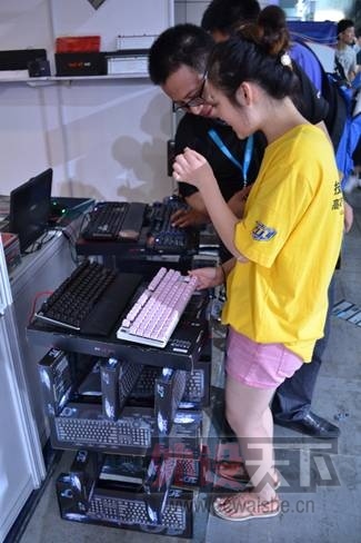 ����������Ħ�Ϻ�ChinaJoy��Ʒչ��Ů���ƣ�����û�����Ĳ�Ʒ�����ء�