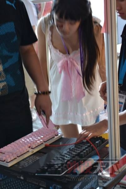 ����������Ħ�Ϻ�ChinaJoy��Ʒչ��Ů���ƣ�����û�����Ĳ�Ʒ�����ء�