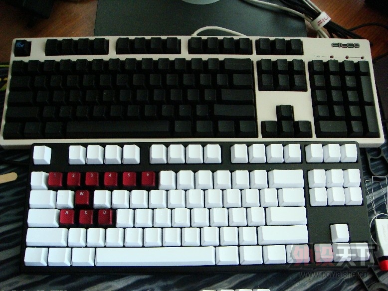 ������K70 10���������� ��pbt �ڰ�ͬ���ϻ�ͼƬ
