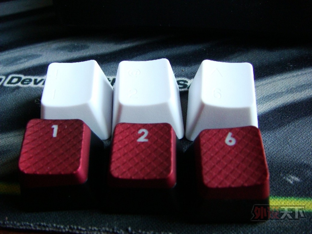 ������K70 10���������� ��pbt �ڰ�ͬ���ϻ�ͼƬ