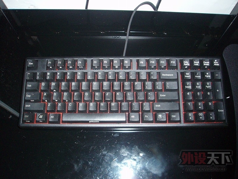����8.5����plum MX96���ᣬ��300
