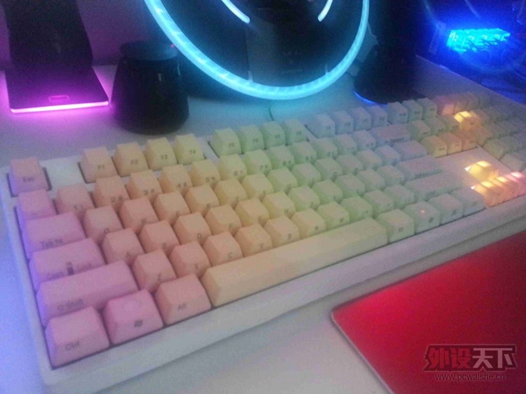 DUCKY S2 ���� ��ɫ̼��ά��Ĥ �ʺ��ñ �׹� 700