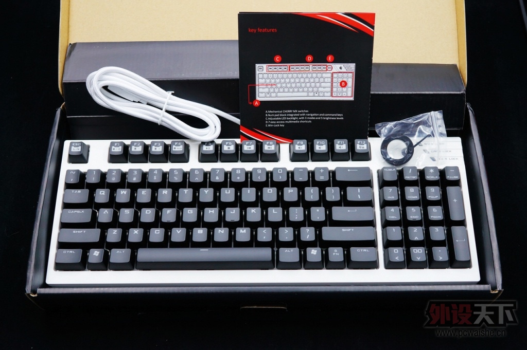 �μ��Ź���ô�ã��ý�����ҵ����������ǹ������TK92����ɫ�׹���Ὺ����