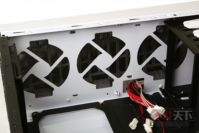 ǿ���ͷ硡BENQ��������X270��Ϸ���� ������������