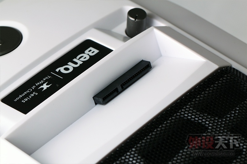 ǿ���ͷ硡BENQ��������X270��Ϸ���� ������������