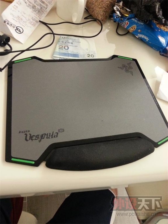 �����/���ڡ�RAZER MANTICOR ���� ��ҹ�����x����Ʊ����99�� Vespula�S�ߺ��� 75��