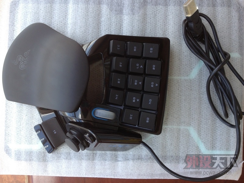 ��300���ʡ���һ��ԭװȫ�±�����Belkin ��ħN52te ������Ϸ����