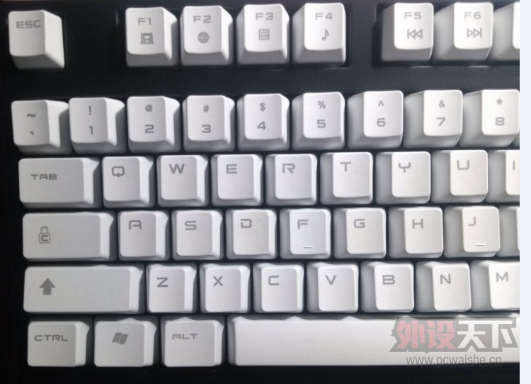 ɽnoppoo 104chocsԸ  KBT ONEɢװᡣѵ