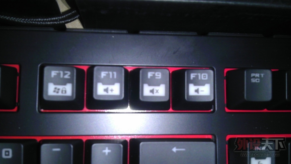 ���ǰ���4��F��ȫ���Ե���ͼ