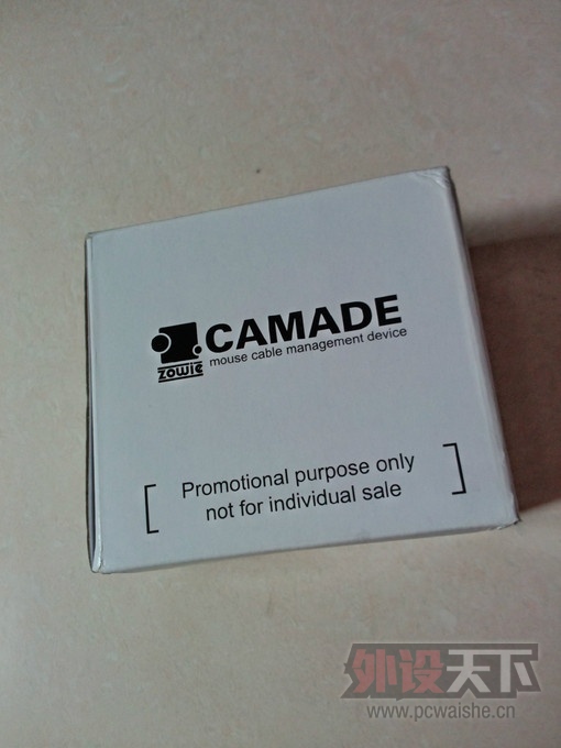 ����һ���ں�ɫ��zowie�߼�70���ѳ�����ӣ�