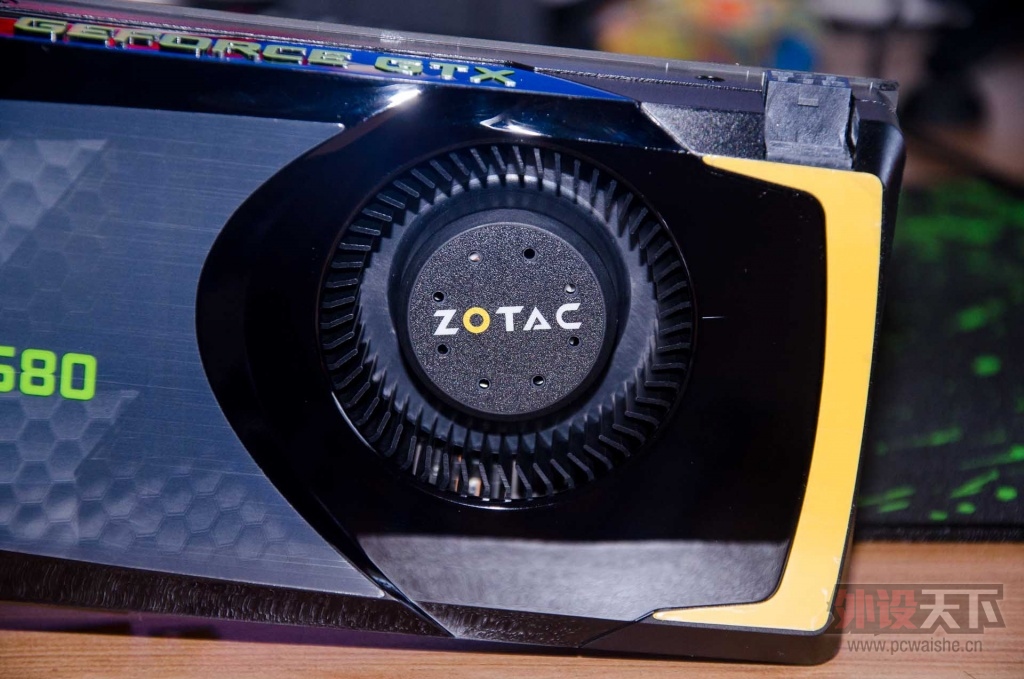 [22P] �ؼ��ʣ���̩��Geforce��GTX680����˿