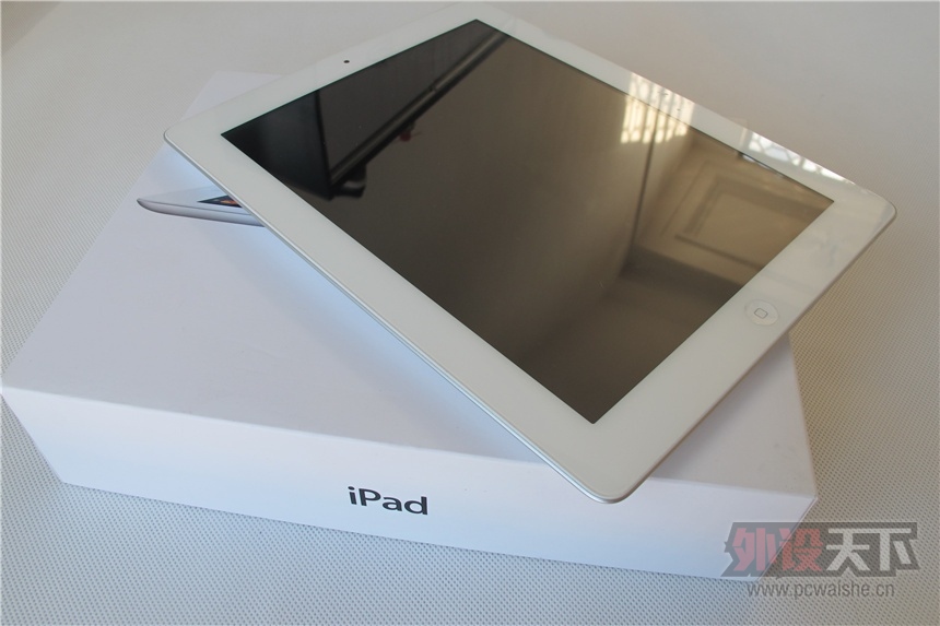 [�ѳ�]����iPad3 32G wifi iOS6.1.2��Խ����2600