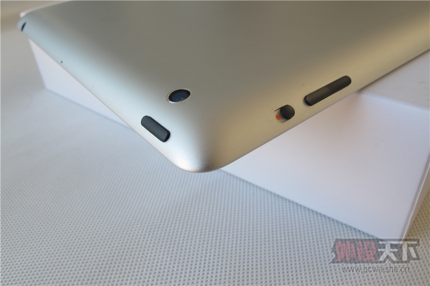 [�ѳ�]����iPad3 32G wifi iOS6.1.2��Խ����2600
