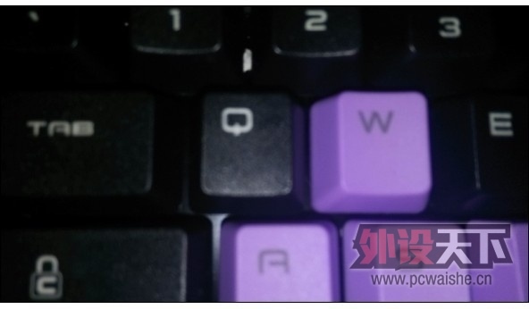145108dw9s1pk9gs9ax9c8.jpg