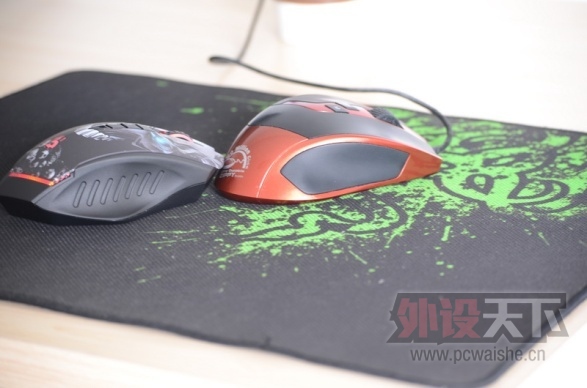 ɹϵ2̨ϵϷ꣬ѪR8 +  Zippy ZMS3550