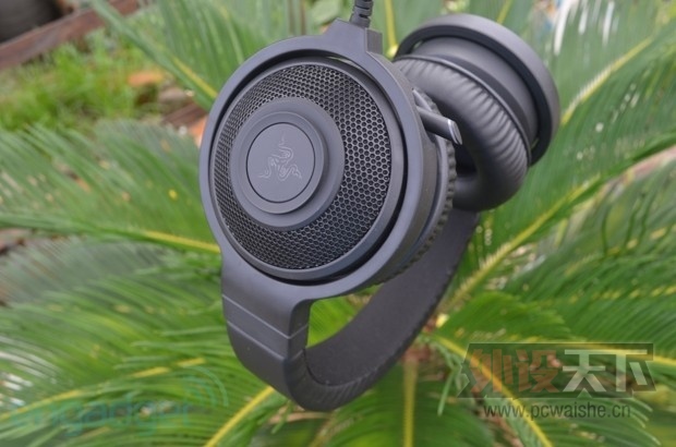 Razer Kraken  7.1 USB Ϸ