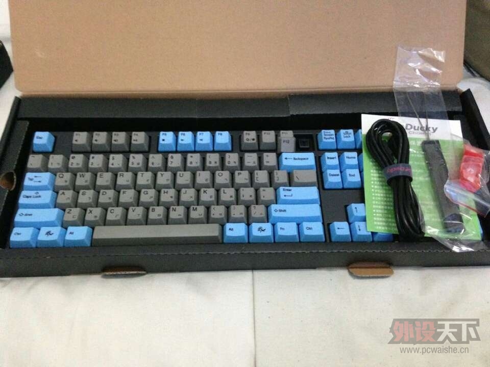 {$N~}[RSN5FLQ_LY49)Y{RU.jpg