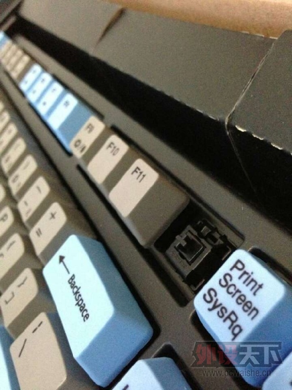 {U_FM1@LDI7VBSHD4UYGF5S.jpg